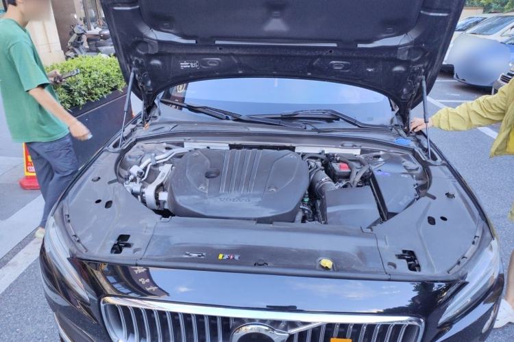 Used Volvo S90 2023 B5 Zhiyuan Luxury Edition Engine Bay