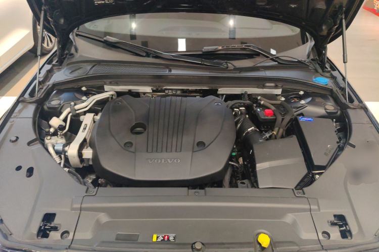 Used Volvo S90 2023 B5 Zhiyuan Luxury Edition Engine Bay
