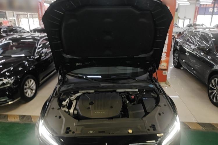 Used Volvo S90 2023 B5 Zhiyi Luxury Edition Engine Bay