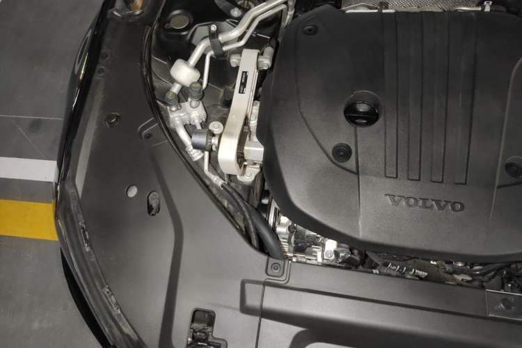 Used Volvo S90 2023 B5 Zhiyuan Luxury Edition Engine Bay Right