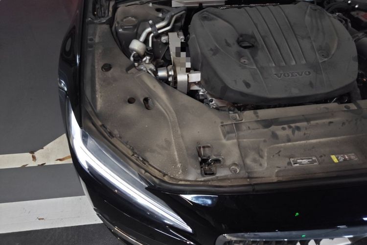 Used Volvo S90 2023 B5 Zhiyuan Luxury Edition Engine Bay Right