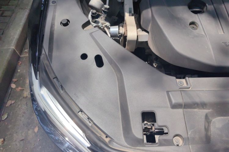 Used Volvo S90 2023 B5 Zhiyuan Luxury Edition Engine Bay Right