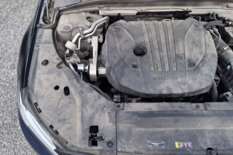 Used Volvo S90 2023 B5 Zhiyi Luxury Edition Engine Bay Right