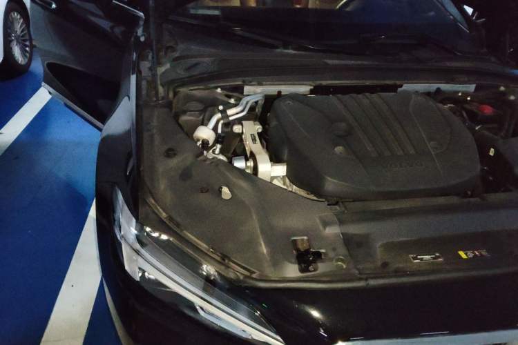 Used Volvo S90 2023 B5 Zhiyuan Luxury Edition Engine Bay Right
