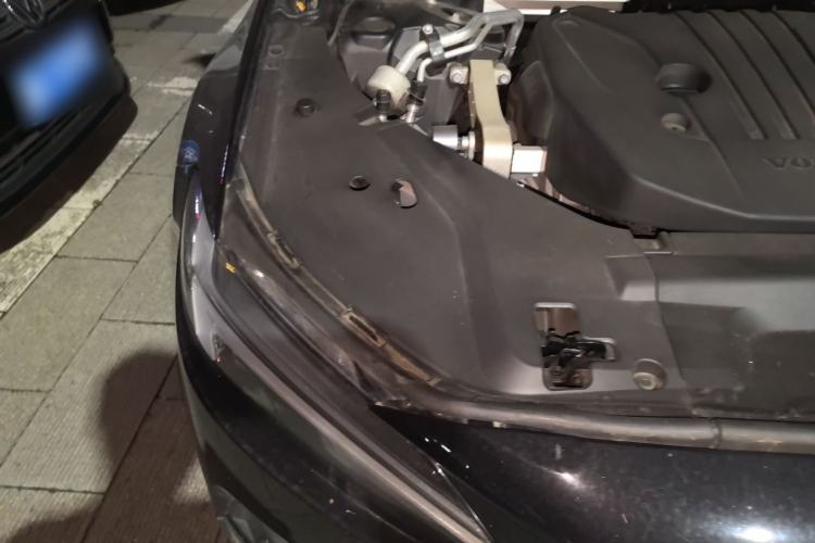 Used Volvo S90 2023 B5 Zhiyi Luxury Edition Engine Bay Right