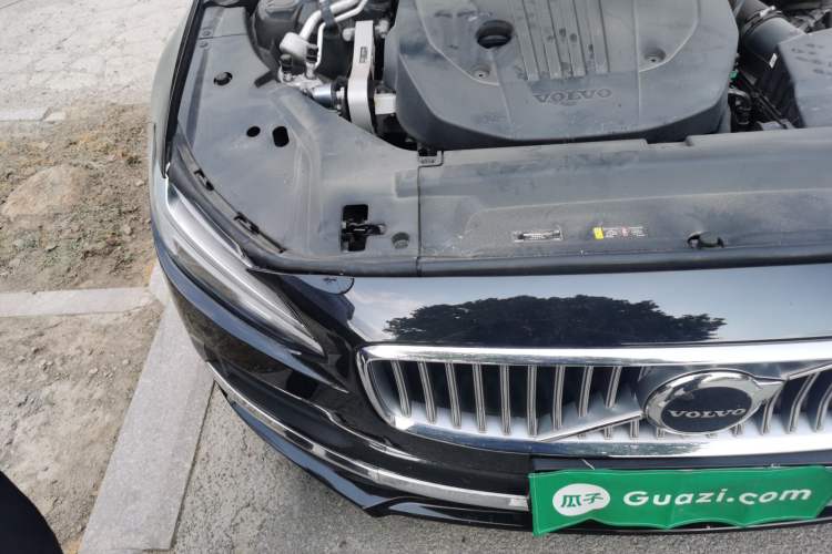 Used Volvo S90 2023 B5 Zhiyi Luxury Edition Engine Bay Right
