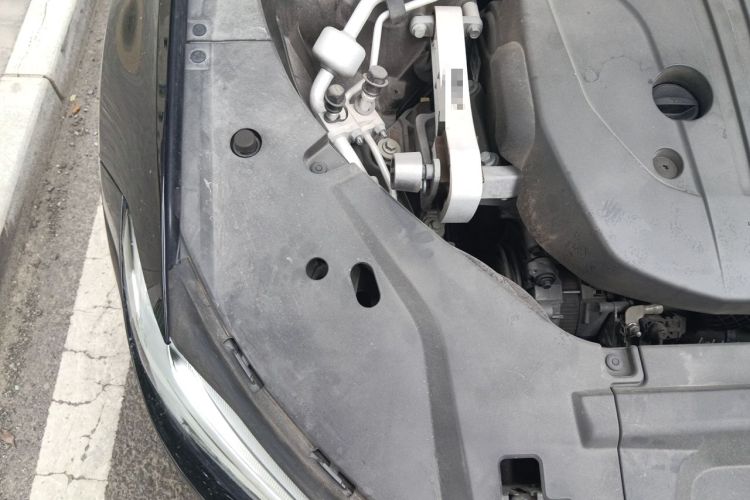 Used Volvo S90 2023 B5 Zhiyi Luxury Edition Engine Bay Right