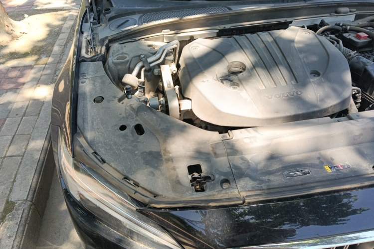 Used Volvo S90 2023 B5 Zhiyuan Luxury Edition Engine Bay Right