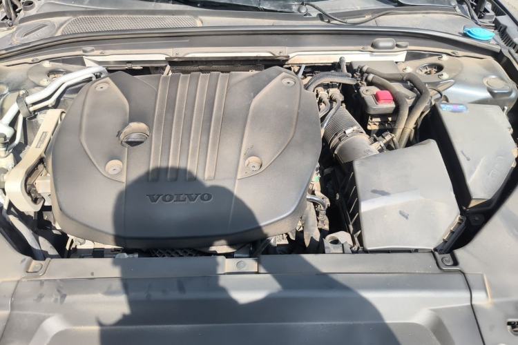 Used Volvo S90 2023 B5 Zhiyuan Luxury Edition Engine Bay