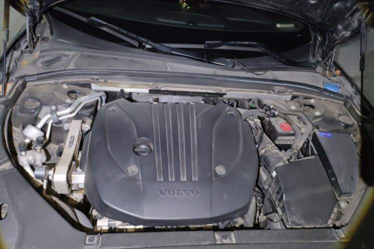 Used Volvo S90 2023 B5 Zhiyuan Luxury Edition Engine Bay