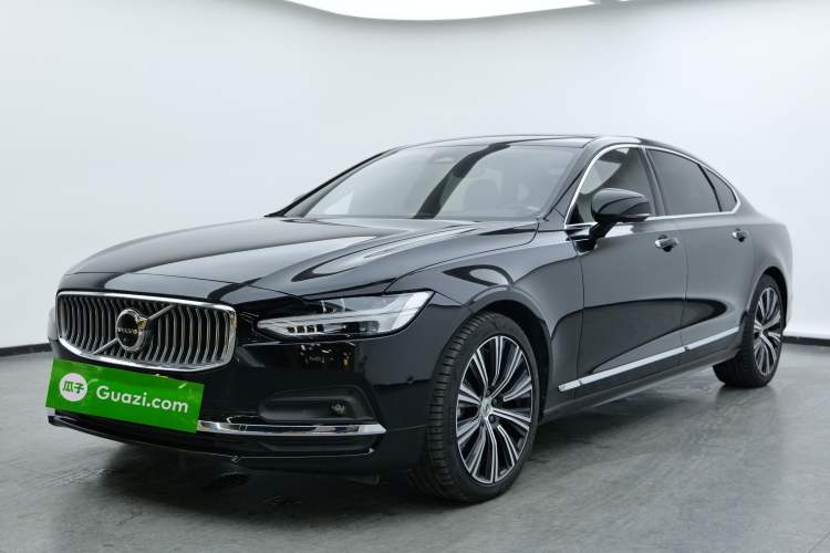Used Volvo S90 2023 B5 Luxury Smart Edition Exterior 1
