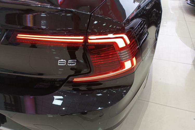 Used Volvo S90 2023 B5 Zhiyuan Luxury Edition Exterior 1