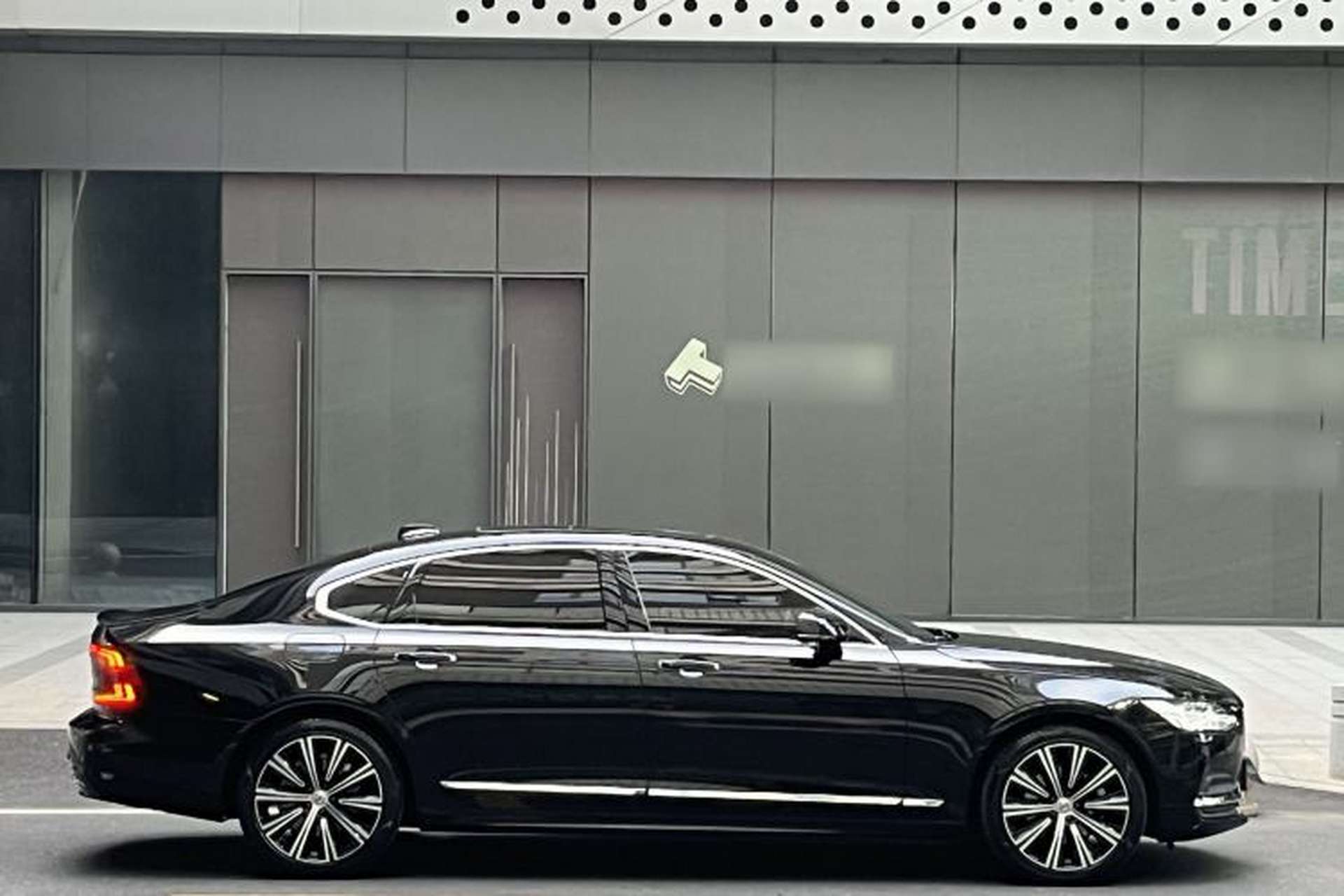 Used Volvo S90 2023 B5 Zhiyuan Luxury Edition Exterior 10