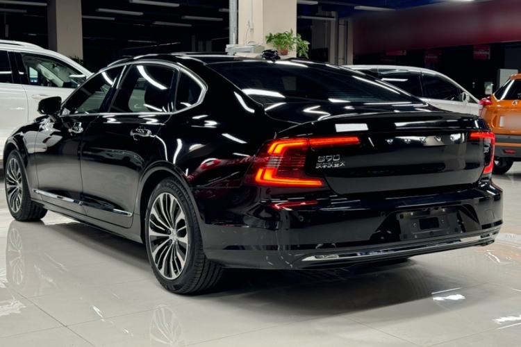 Used Volvo S90 2023 B5 Zhiyi Luxury Edition Exterior 2