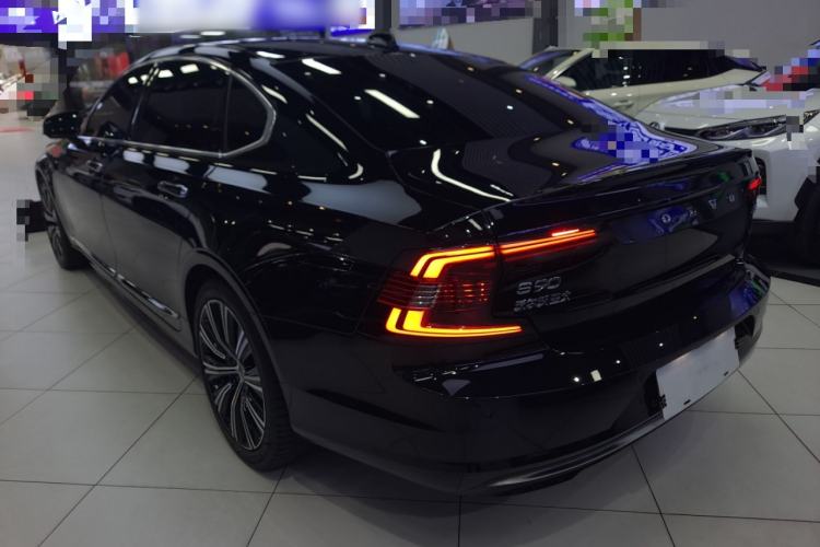 Used Volvo S90 2023 B5 Zhiyuan Luxury Edition Exterior 2