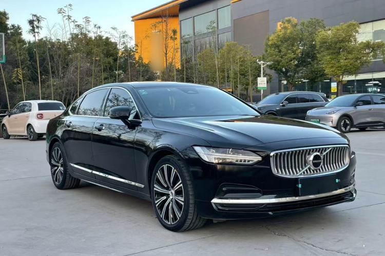 Used Volvo S90 2023 B5 Zhiyuan Luxury Edition Exterior 2