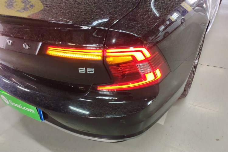 Used Volvo S90 2023 B5 Zhiyuan Luxury Edition Exterior 3