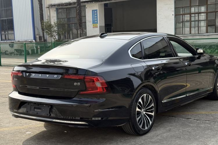 Used Volvo S90 2023 B5 Zhiyi Luxury Edition Exterior 3