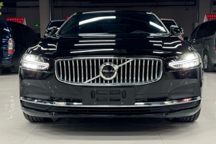 Used Volvo S90 2023 B5 Zhiyi Luxury Edition Exterior 3