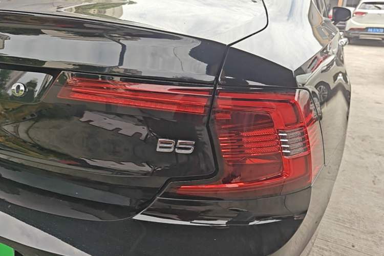Used Volvo S90 2023 B5 Zhiyuan Luxury Edition Exterior 3