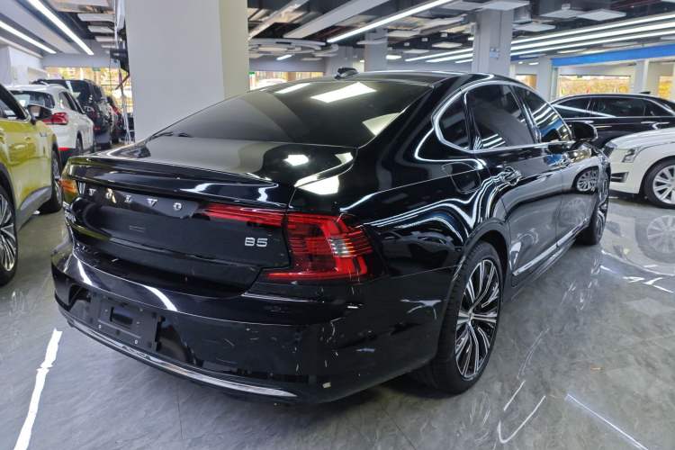 Used Volvo S90 2023 B5 Zhiyuan Luxury Edition Exterior 3