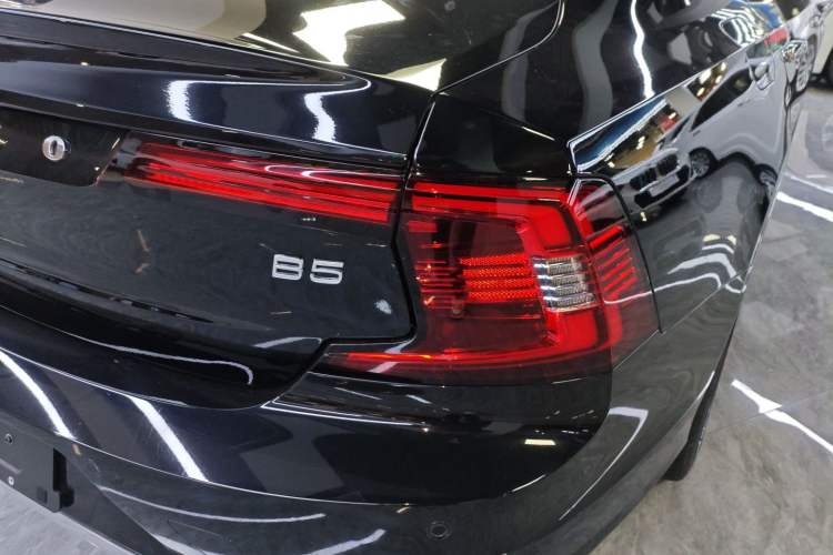 Used Volvo S90 2023 B5 Zhiyuan Luxury Edition Exterior 4