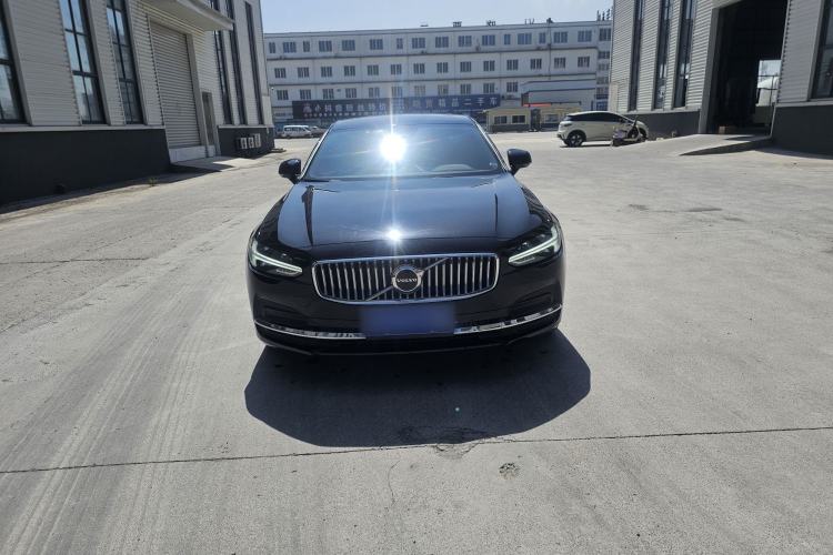 Used Volvo S90 2023 B5 Zhiyi Luxury Edition Exterior 5