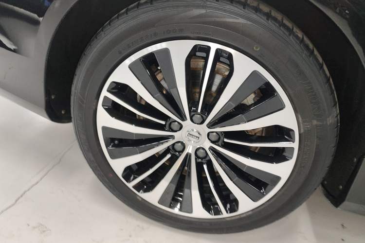 Used Volvo S90 2023 B5 Zhiyi Luxury Edition Exterior 5