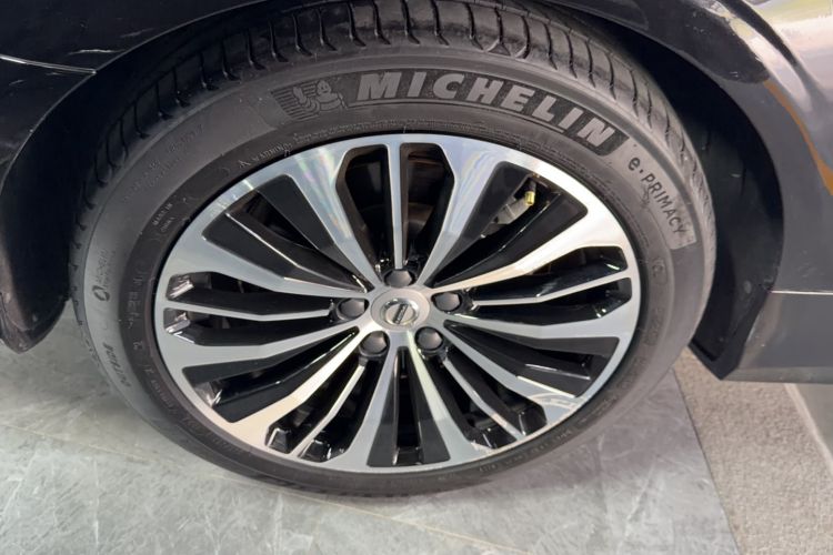 Used Volvo S90 2023 B5 Zhiyi Luxury Edition Exterior 5