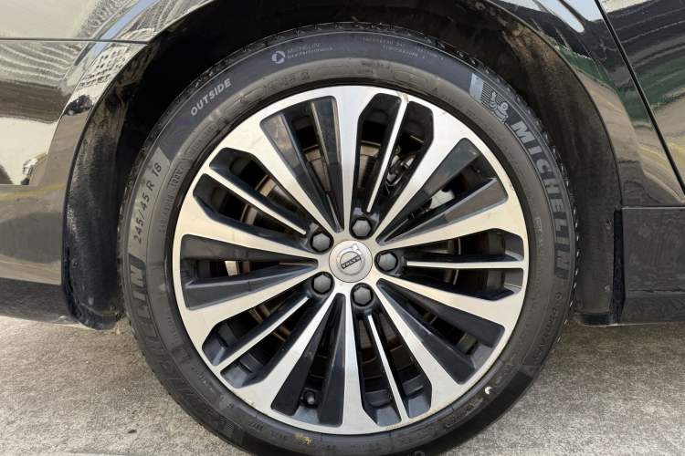 Used Volvo S90 2023 B5 Zhiyi Luxury Edition Exterior 7