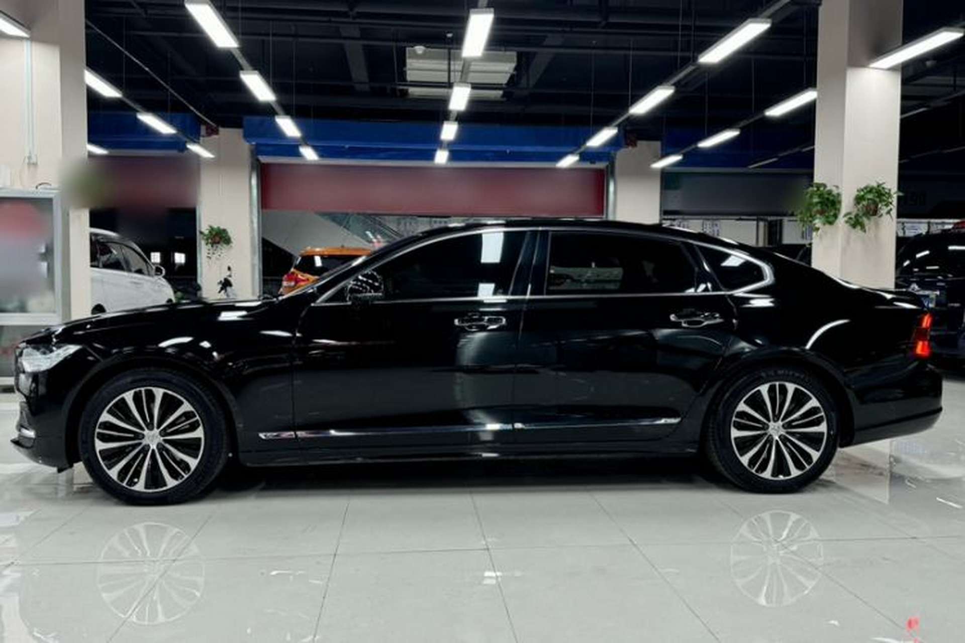 Used Volvo S90 2023 B5 Zhiyi Luxury Edition Exterior 7