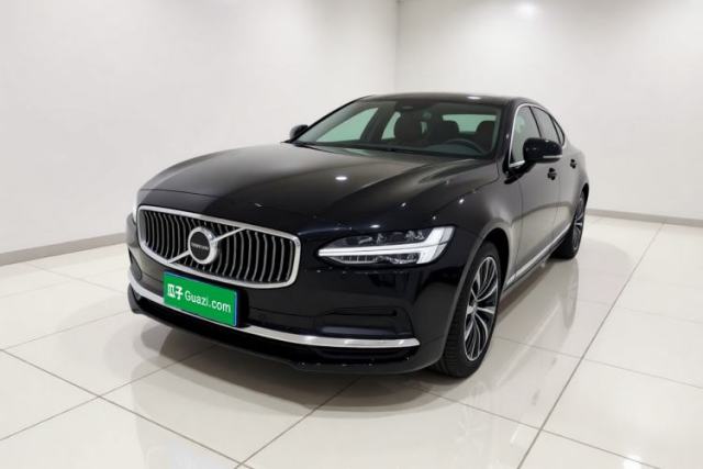 Ojetý Volvo S90 2023 B5 Zhiyi Luxury Edition