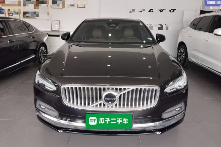 Used Volvo S90 2023 B5 Luxury Smart Edition Front