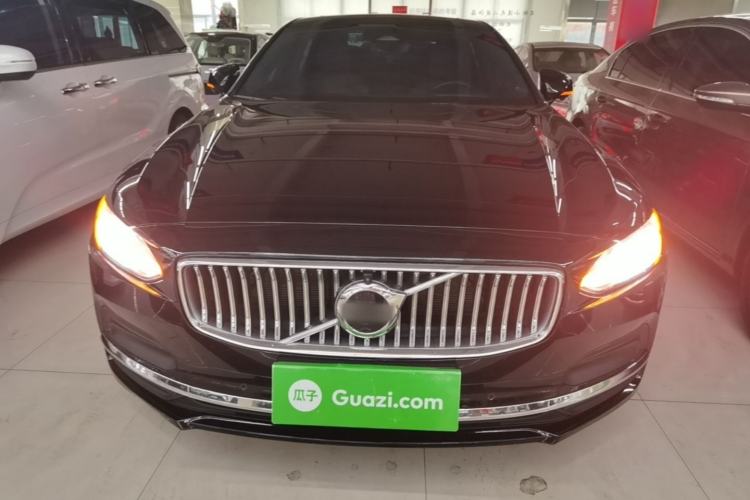 Used Volvo S90 2023 B5 Zhiyuan Luxury Edition Front