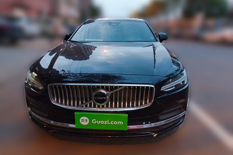 Used Volvo S90 2023 B5 Zhiyuan Luxury Edition Front