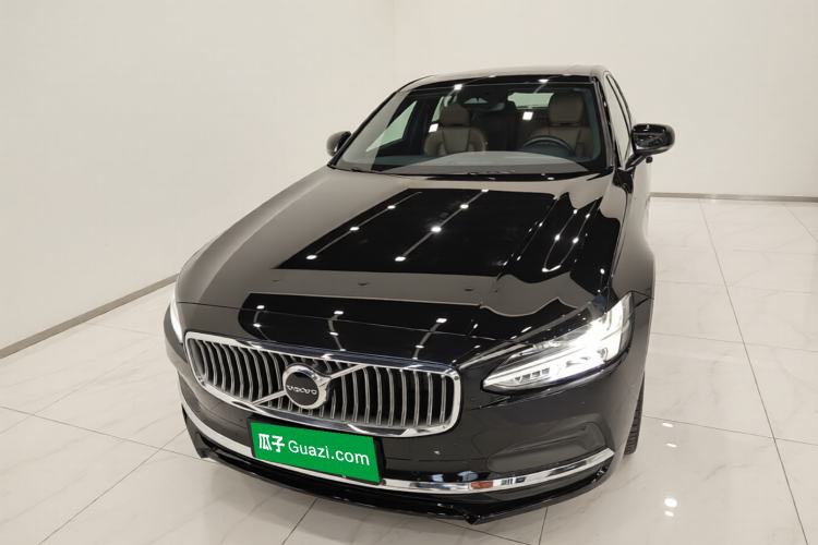 Used Volvo S90 2023 B5 Zhiyuan Luxury Edition Front