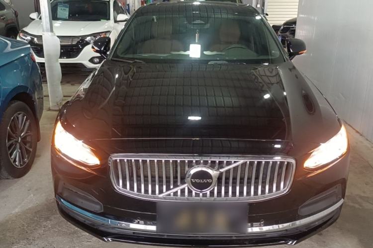 Used Volvo S90 2023 B5 Zhiyi Luxury Edition Front