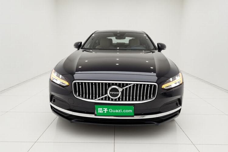 Used Volvo S90 2023 B5 Zhiyuan Luxury Edition Front