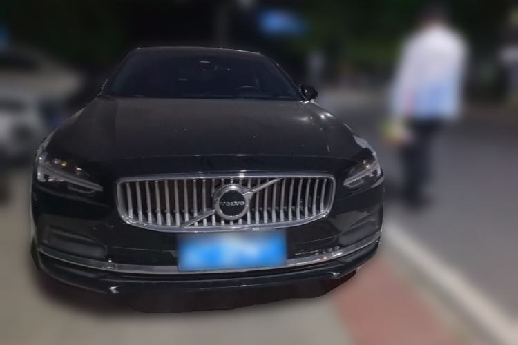 Used Volvo S90 2023 B5 Zhiyi Luxury Edition Front