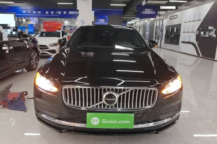Used Volvo S90 2023 B5 Zhiyuan Luxury Edition Front