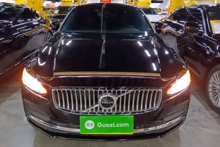 Used Volvo S90 2023 B5 Zhiyuan Luxury Edition Front