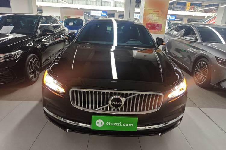 Used Volvo S90 2023 B5 Zhiyi Luxury Edition Front