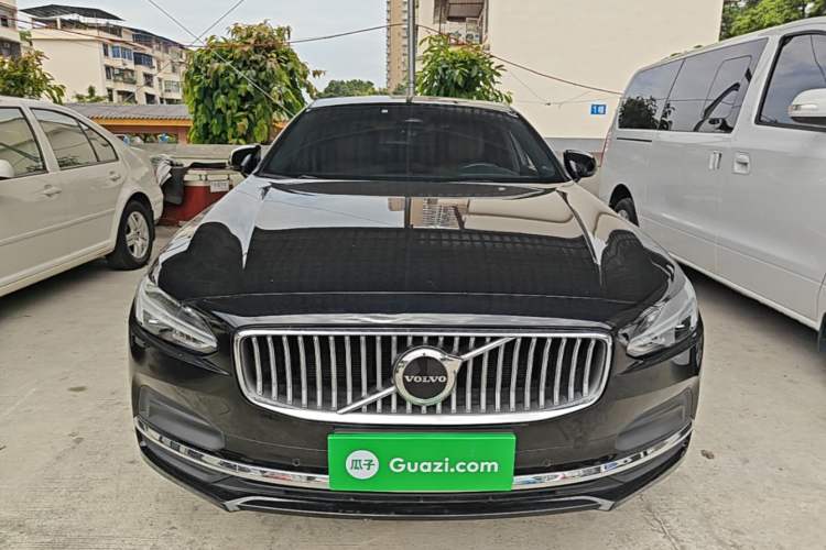 Used Volvo S90 2023 B5 Zhiyuan Luxury Edition Front