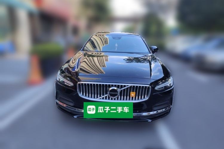 Used Volvo S90 2023 B5 Zhiyuan Luxury Edition Front