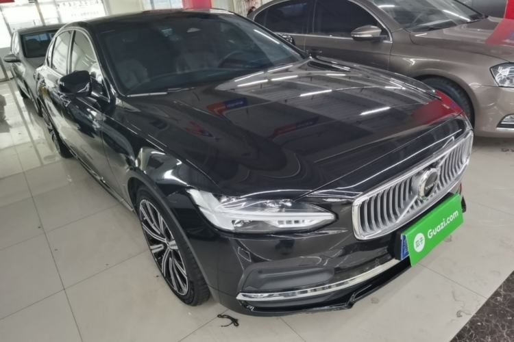 Used Volvo S90 2023 B5 Zhiyuan Luxury Edition Front Right 45 Deg