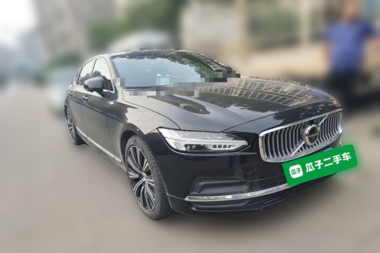 Used Volvo S90 2023 B5 Zhiyuan Luxury Edition Front Right 45 Deg