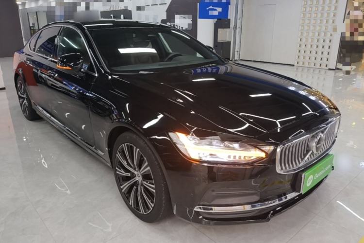Used Volvo S90 2023 B5 Zhiyuan Luxury Edition Front Right 45 Deg