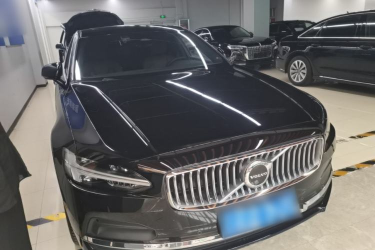 Used Volvo S90 2023 B5 Zhiyuan Luxury Edition Front Right 45 Deg