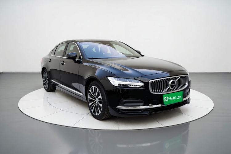 Used Volvo S90 2023 B5 Zhiyi Luxury Edition Front Right 45 Deg