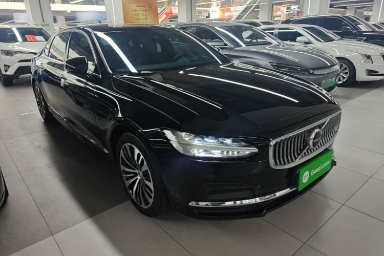 Used Volvo S90 2023 B5 Zhiyi Luxury Edition Front Right 45 Deg